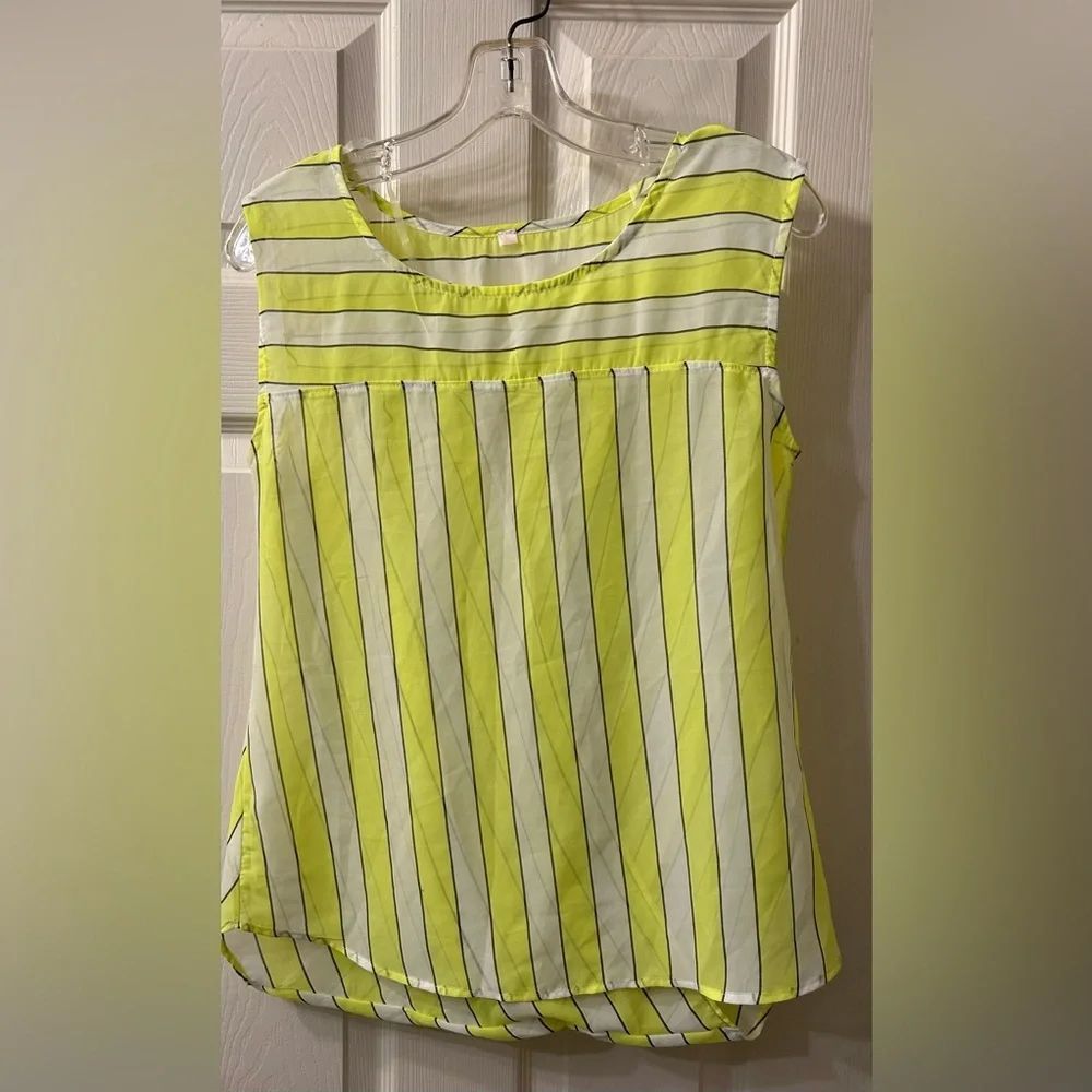 Yellow & white stipe tank top size small and medium
